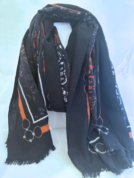 Boarder Scarf with Chain Detail
